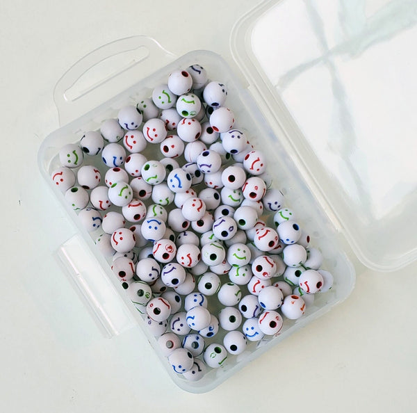 EMOTICON BEADS-Jewelry, trinkets, Scrapbooking, Expressions, Smile beads, Jewelry findings, 6mm beads, white beads, rainbow beads