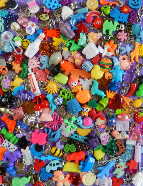 I SPY TRINKETS (100) - Trinkets for I Spy Bags and Bottles-sensory bins-teaching-tiny toys- No Duplicates