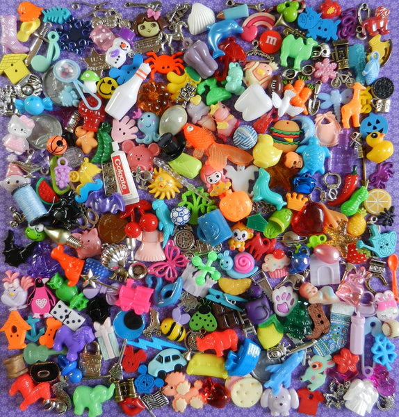 I SPY TRINKETS (100) - Trinkets for I Spy Bags and Bottles-sensory bins-teaching-tiny toys- No Duplicates